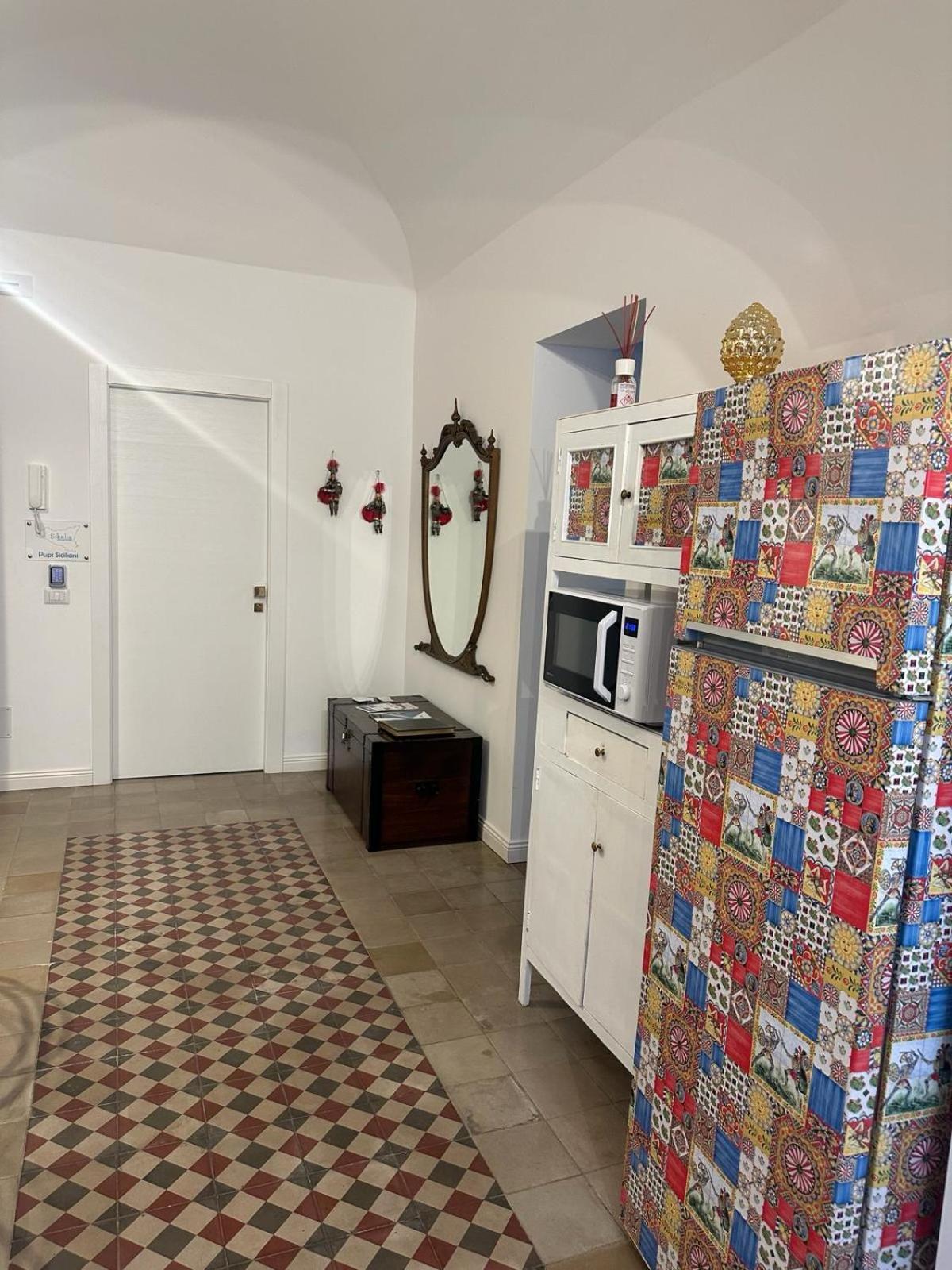 Sikelia-Sicilian Rooms Catánia Buitenkant foto
