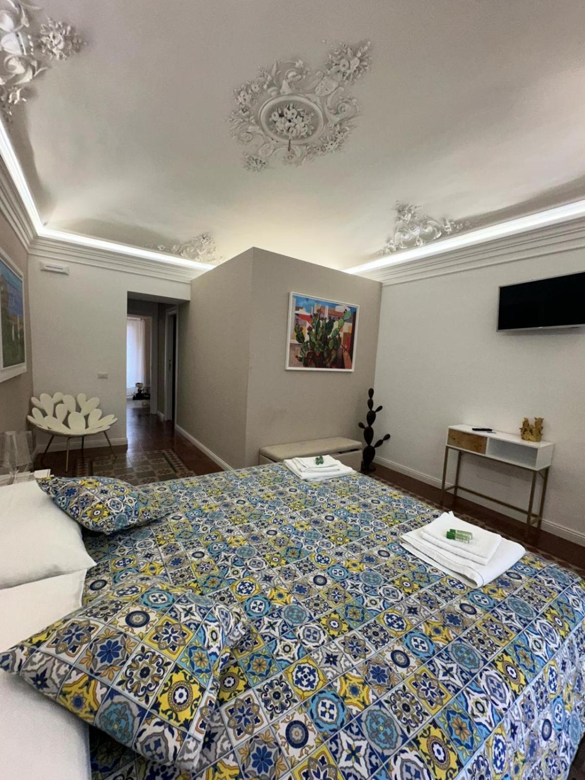 Sikelia-Sicilian Rooms Catánia Buitenkant foto